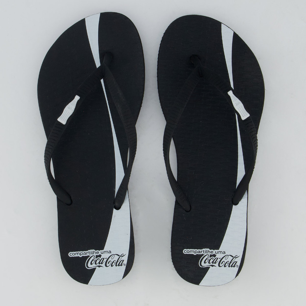 Chinelo Coca Cola Share A Coke Feminino Preto
