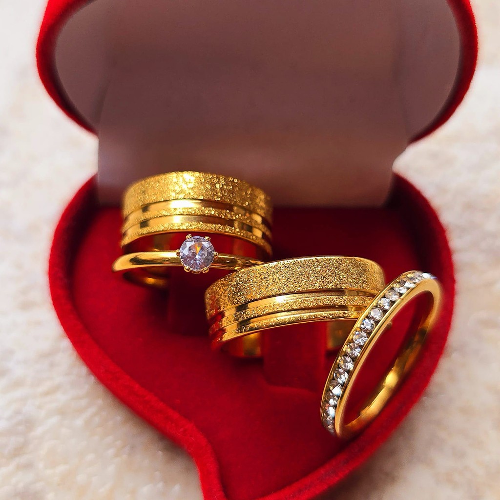 Par de Alianças diamantadas 8mm Banhado a Moeda Antiga + Aparador + Solitário + caixinha veludo (COD-401) em Oferta na Shopee