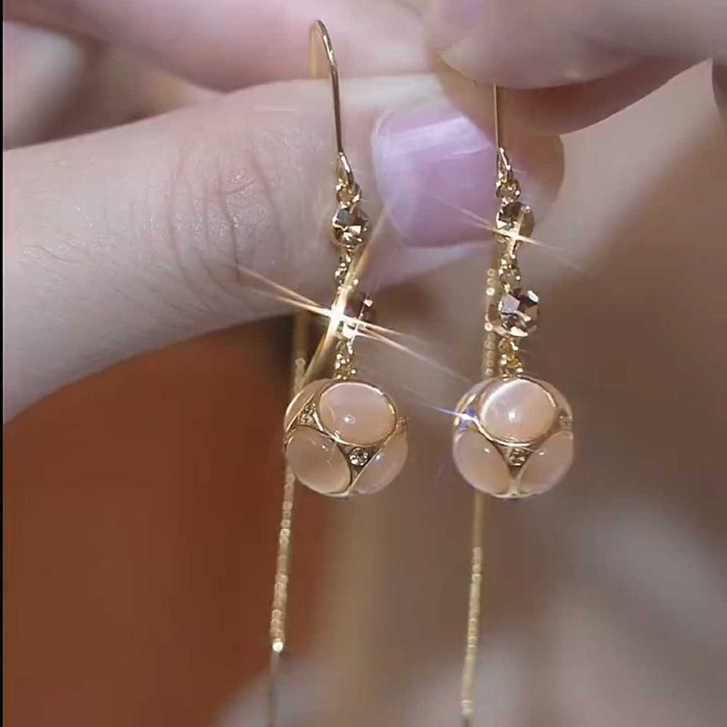 Brincos de pérola, brincos de aço inoxidável, brincos de banquete elegantes, brincos de orelhas para mulheres. em Oferta na Shopee