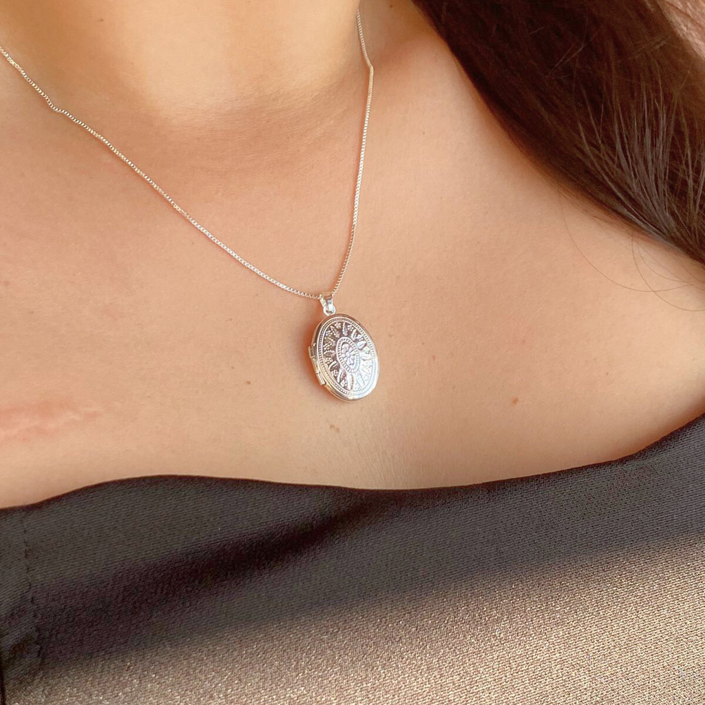 Colar Prata 925 Relicário Oval Arabesco Banhado Feminino