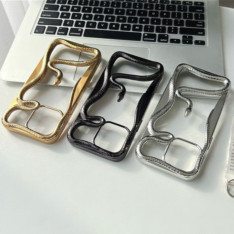 Capa de telefone de cobra oca fosca brilhante adequada para iPhone 11 12 13 14 15 16 Promax Plus capa macia à prova de c em Oferta na Shopee