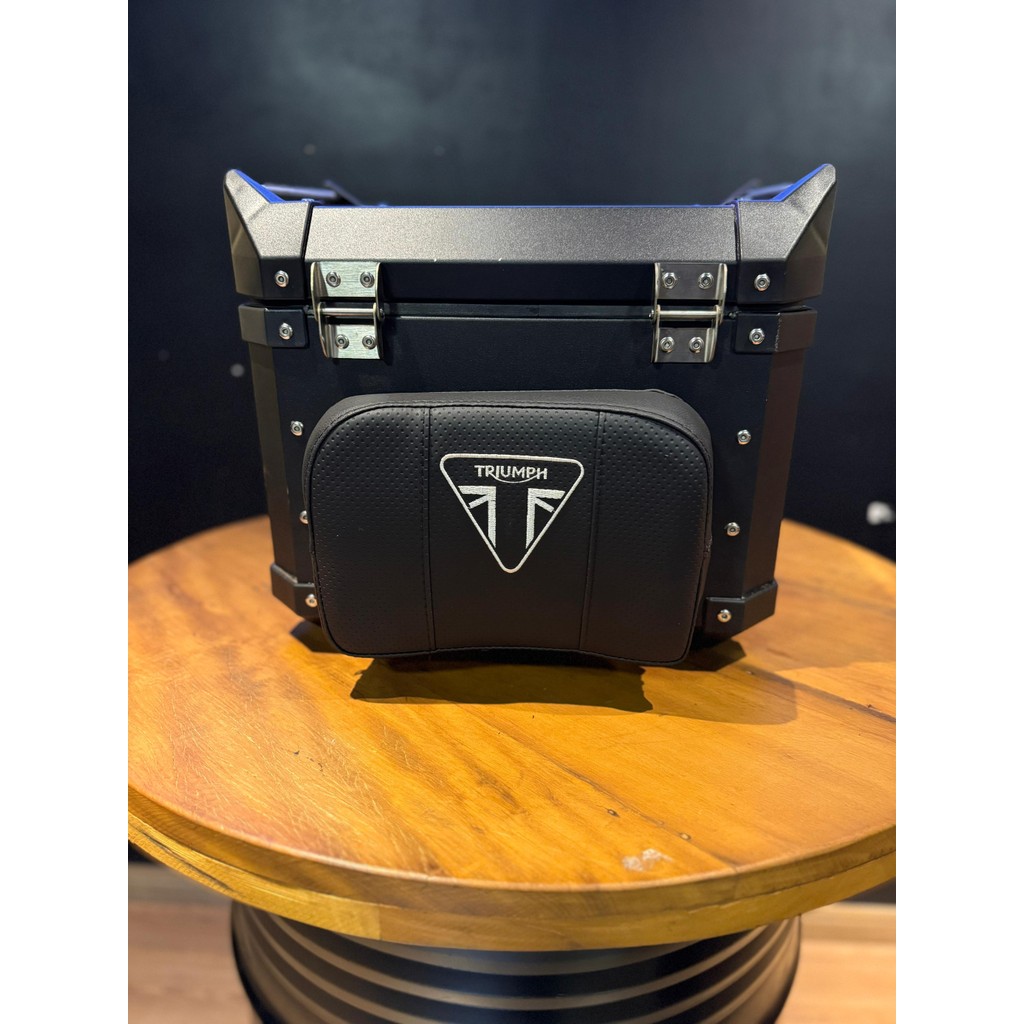 Encosto Almofada Para Bau Bauleto Top Case Universal Triumph Bráz · foto 2