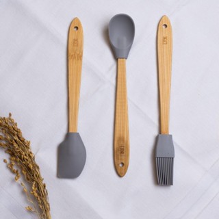 3 Utensílios Lyor de Silicone com Cabo de Bambu Cinza em Oferta na Shopee
