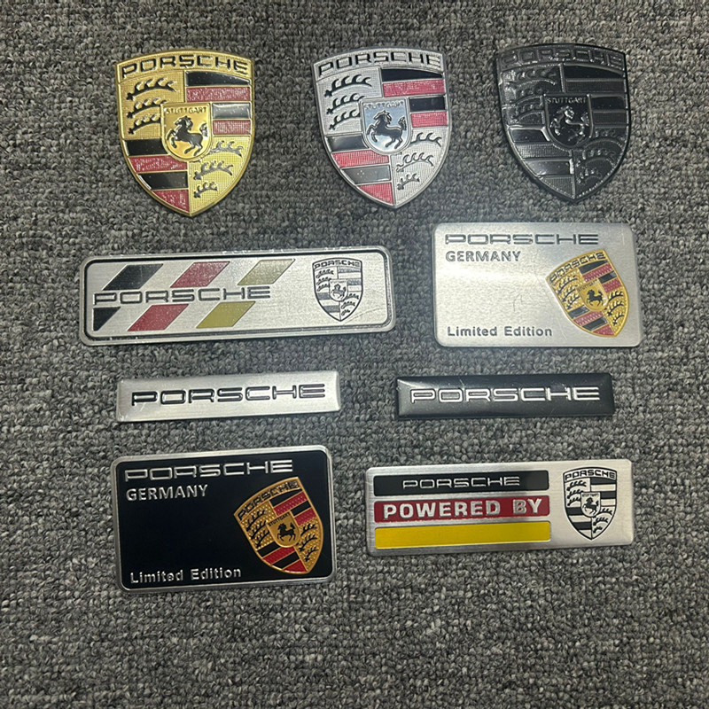 Emblema Lateral Logotipo Do Porta-Malas Traseiro Para PORSCHE Cayenne 911 MACAN Panamera Cayman Carrera Boxster De Alumí