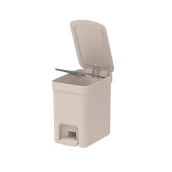 Lixeira com pedal Ou 6L Linha Trium