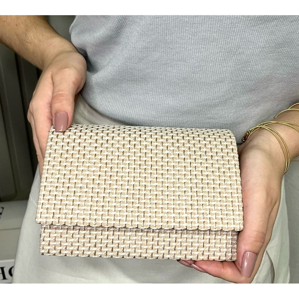 Bolsa de festa na cor palha trama trançada de ombro ou mão alça em corrente em Oferta na Shopee