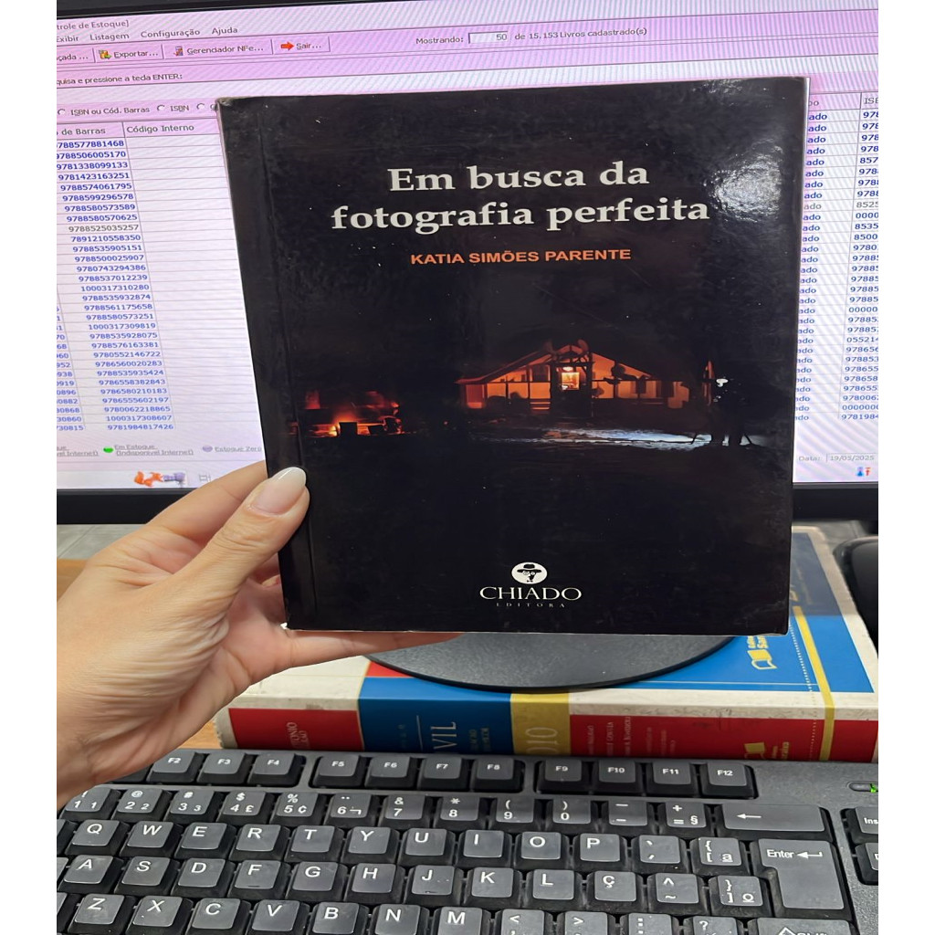 Em Busca da Fotografia Perfeita autor Kátia Simões Parente
