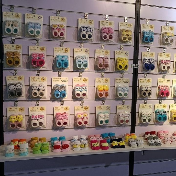 Kit 3 Meia Infantil De Bichinho 3D Na Caixinha Recém Nascido