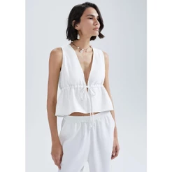 Blusa Feminina Decote V Com Linho Hering