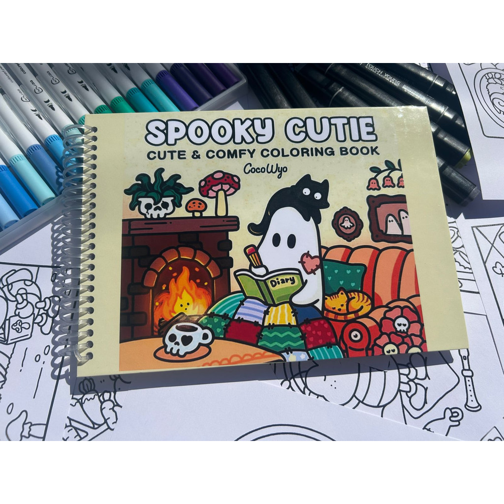 Livro de Colorir Spooky Cute Capa Dura Espiral A5 Comfy Estilo Halloween Fofo Relaxante