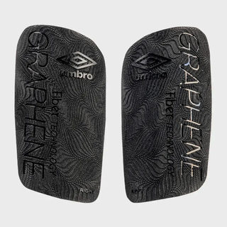 Caneleira Umbro Graph Pro Preta
