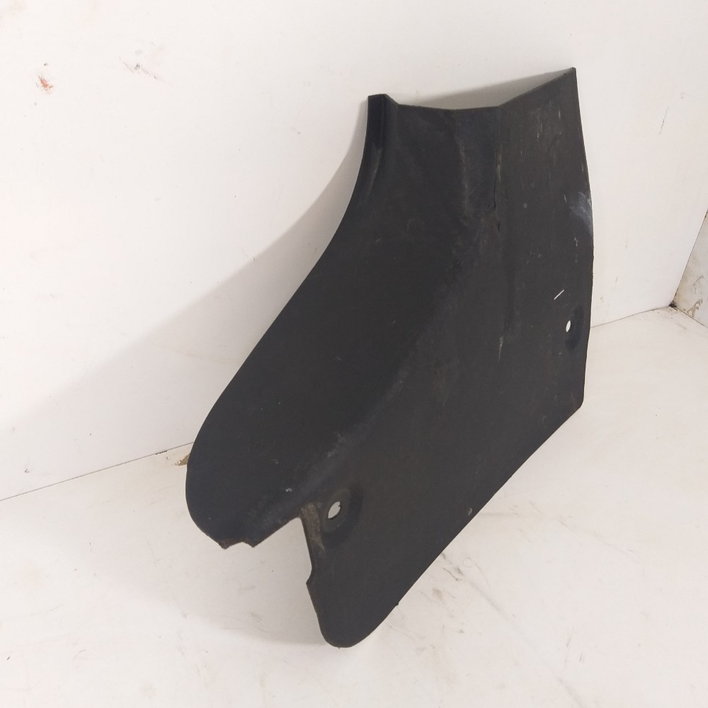 Moldura Porta Malas Direito Ford Focus Sedan 2009 A 2013 Preto