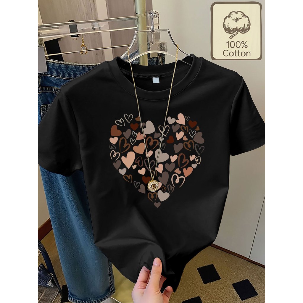 Camiseta Feminina Heart Necklace Design Coração Colorido Verde Claro Confortável Fofa Romântica Casual