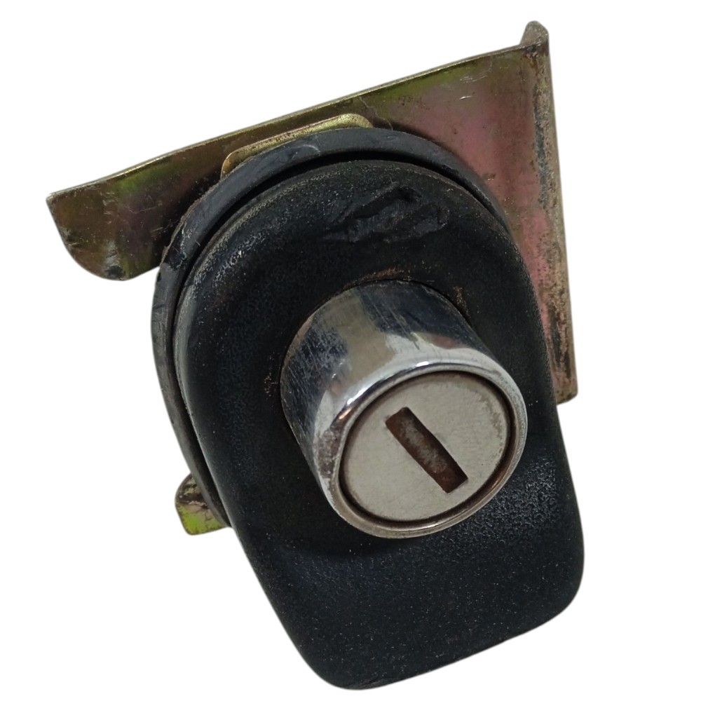 Miolo Da Fechadura Do Porta-malas Volkswagen Gol G2 99 A 03