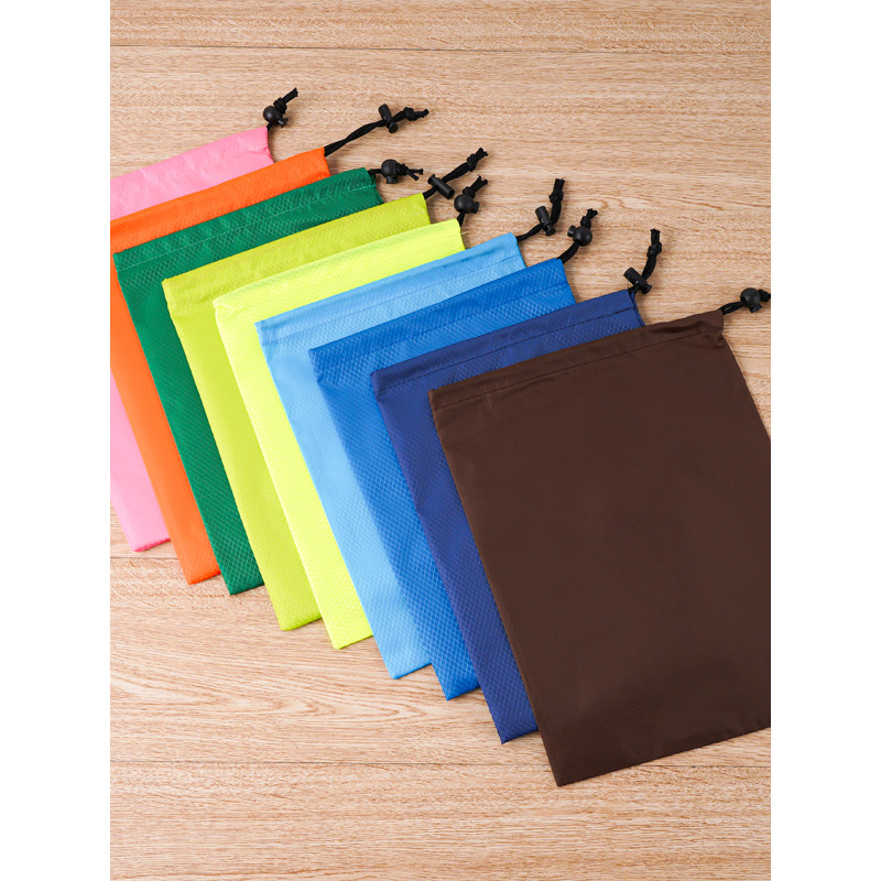 Saco de cordão de Material de grade de diamante saco de cordão de poliéster saco de armazenamento roupas de viagem Unive