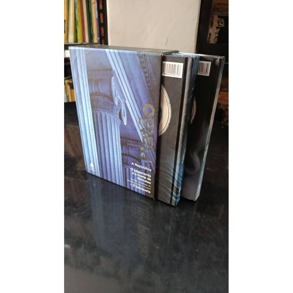 2 Vols. Box Platão: O Banquete - A República - O Julgamento de Sócrates de Platão 7771365