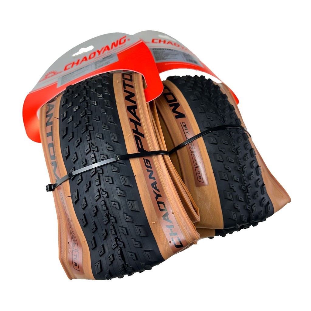Par Pneu MTB Chaoyang Phantom Dry Aro 29x2.30 Tbl Fx Bege