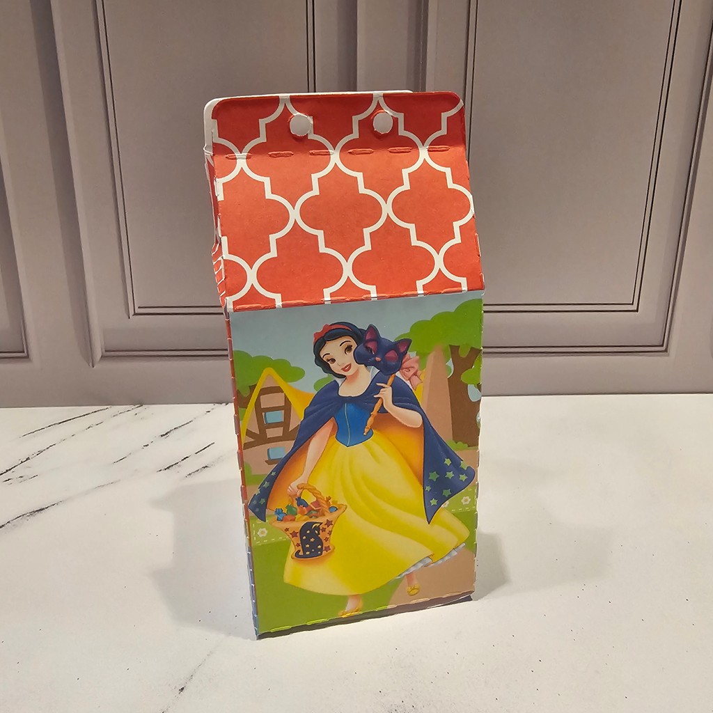 Caixa Milk Branca de Neve Personalizada Luxo para Festa Infantil | Lembrancinha Princesa Envio Rapido em 12 horas