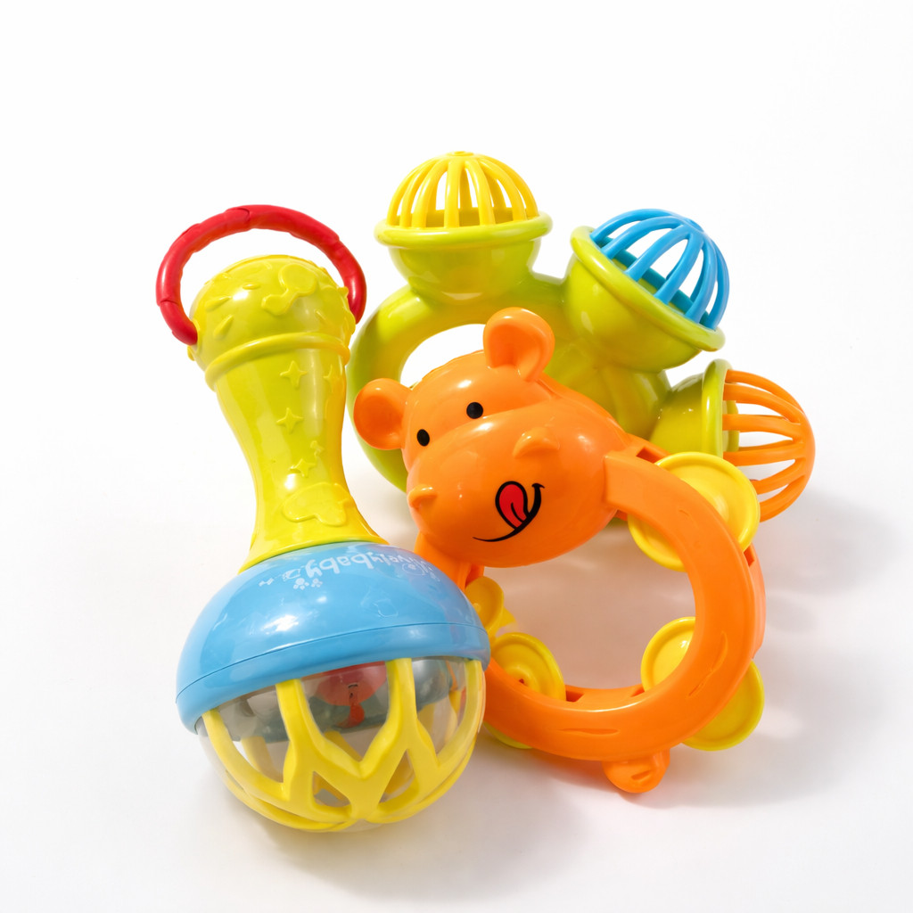 Kit Mordedor para Bebê brinquedo Sensorial Silicone com Chocalho 2 ou Peças Coloridas