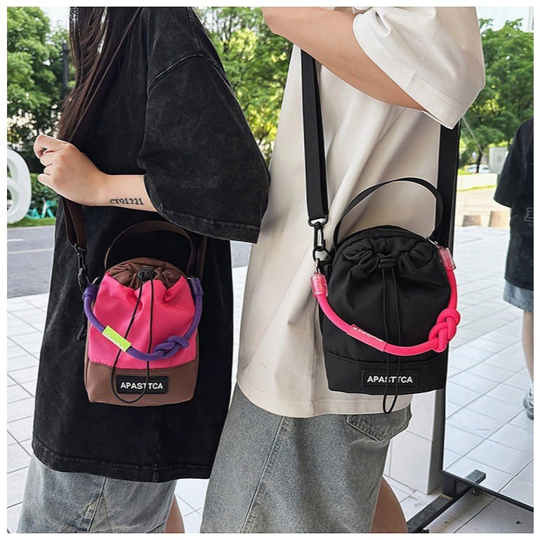 Bolsa Leve Para Garrafa De Água Pequena , Novo Estilo , Copo Viagem Feminina E Masculina , Montanhismo Ao Ar Livre .