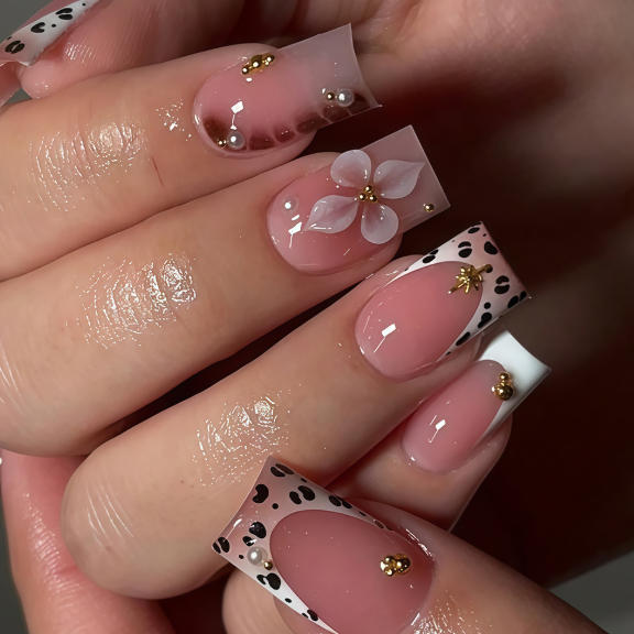 unha postiça decorada realista francesinha Quadradas Com Cola Floral nha postiça nails
