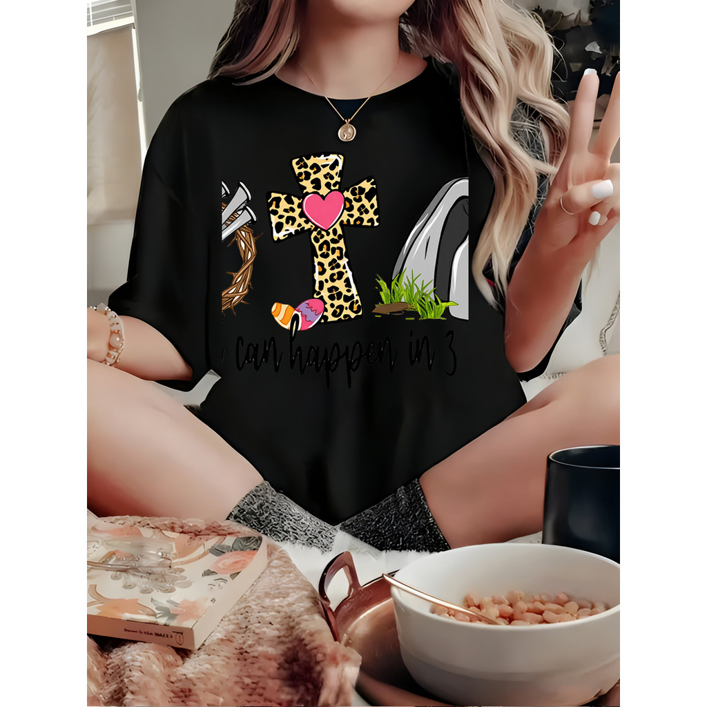 Camiseta Unissex Oversized Plus Size Feminina Masculina Camisa  de Cruzeiro, Coroa de Espinhos e Túmulo, Cinza