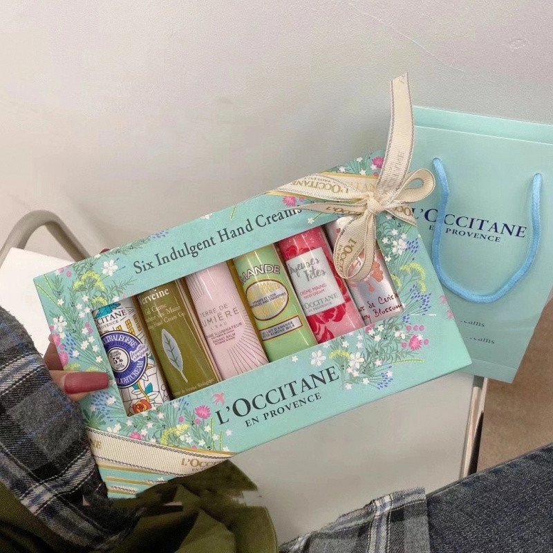 L'Occitane Gift Box/Creme Hidratante Para As Mãos Em 6pcs X 30ml Unissex E Perfumado Presente em Oferta na Shopee