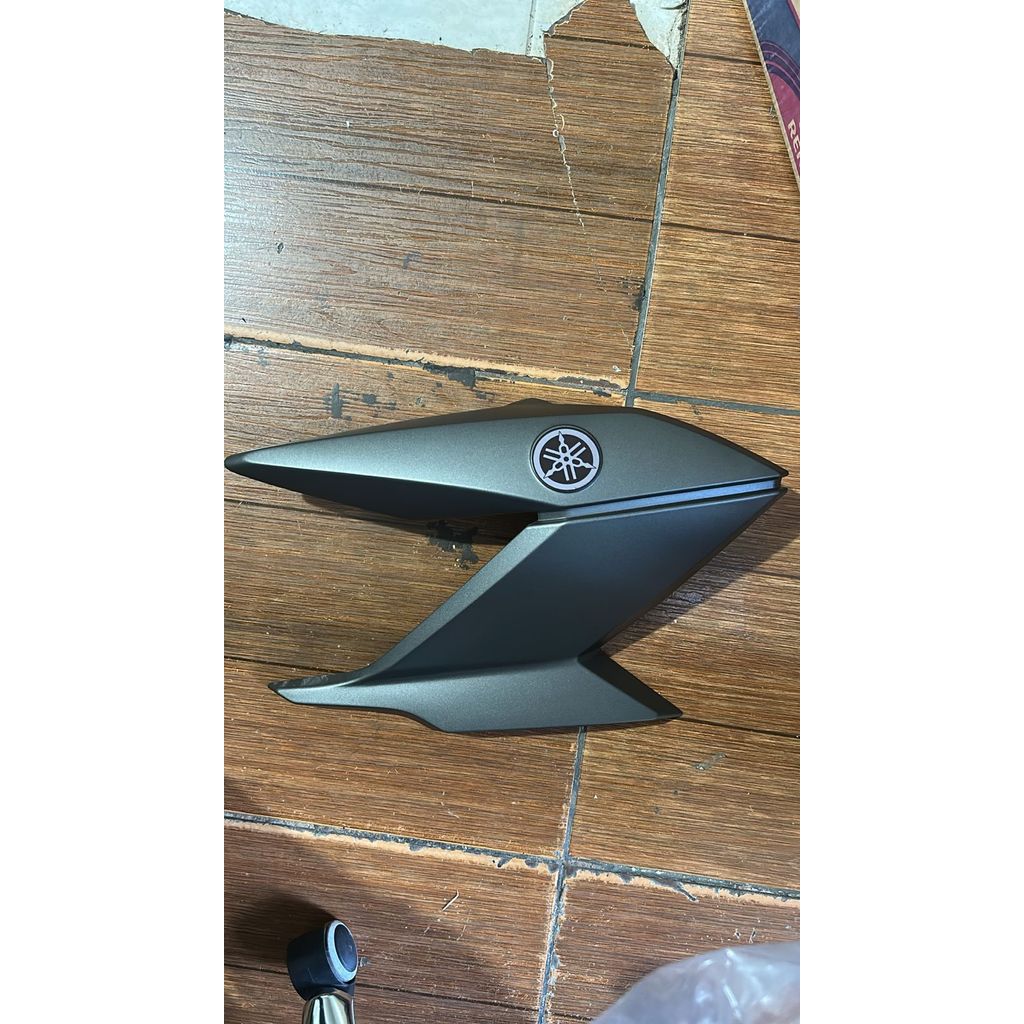 Aba Tanque Fazer 150 2014 em diante  Cinza Fosco LADO DIREITO
