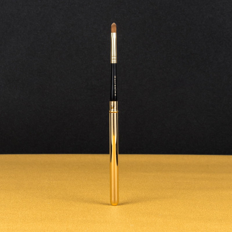 Pincel labial pontiagudo com alça longa e tampa, pincel de batom profissional, corretivo, pincel de maquiagem portátil, 