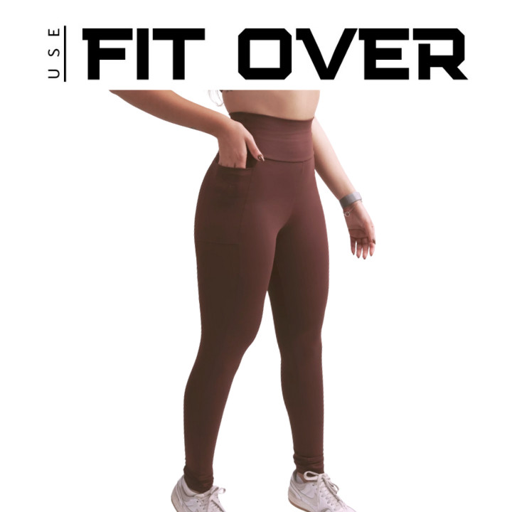 Calça legging fitness com bolso marrom - academia - cross fit - fit over - zero transparência