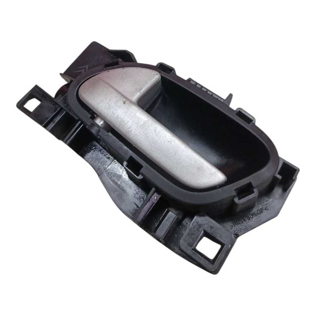Maçaneta Interna Esquerda Peugeot 208 2013 a 2018  208 -