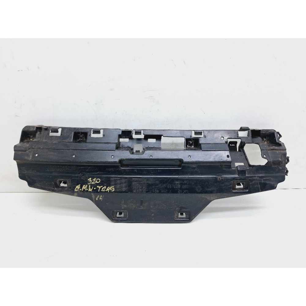Suporte Parachoque Traseiro Bmw 320i 2.0 2013 2014 2015