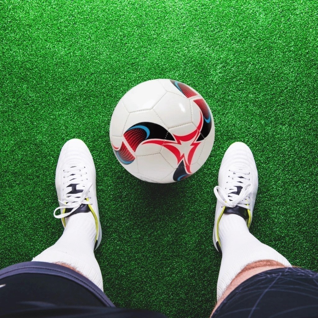 Bola Futebol Campo Couro Sintético Tamanho 5 Society Profissional Jogo Treino Costurada