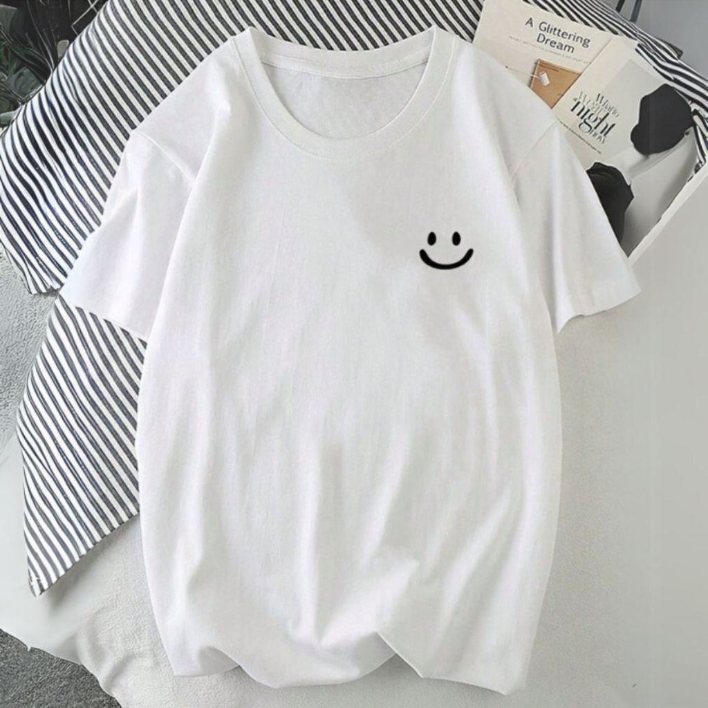 Camiseta Oversized Unissex Casual Confortável 100% Algodão Modelo "Sorriso Minimalista para Academia