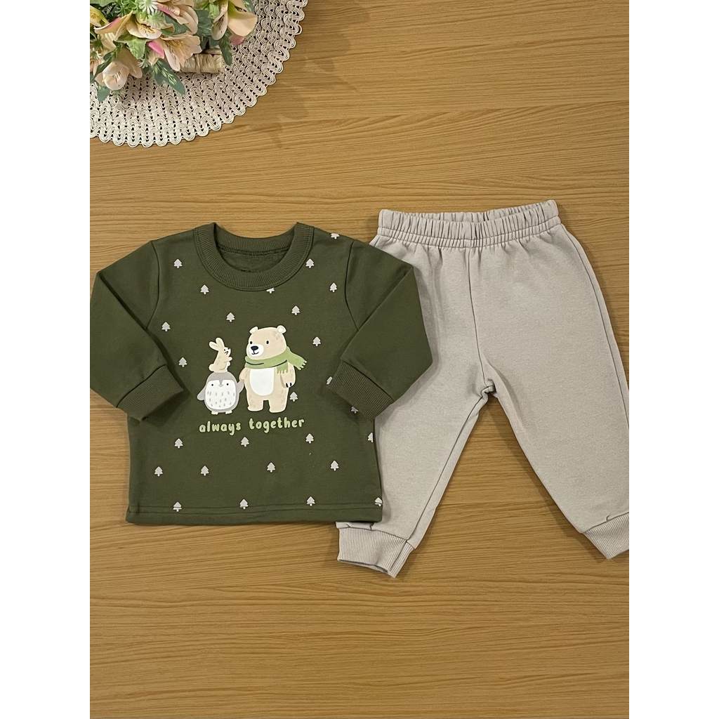 Conjunto Infantil Menino Brandili com Calça e Moletom Flanelado Verde Bichinhos na Neve