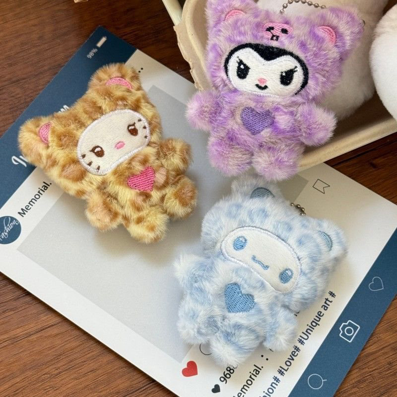 Boneca de Pelúcia Sanrio Hello Kitty Urso Leopardo Kuromi Kana Mi Chaveiro Fofo