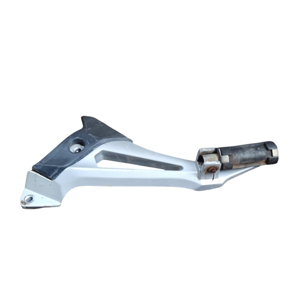 Bacalhau suporte pedaleira direita shineray phoenix 50cc