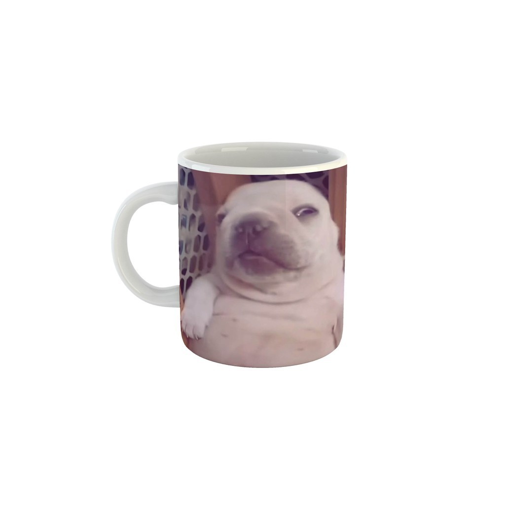 Caneca Meme Doguinho com Cara de Assustado