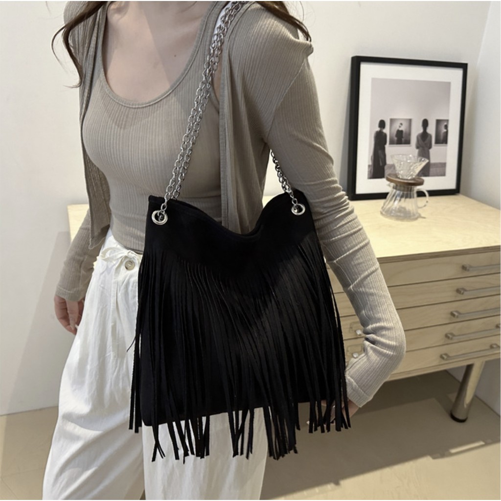 Bolsa boêmia com franjas, bolsa estilo sela vintage em camurça sintética, bolsa de ombro/transversal em Oferta na Shopee