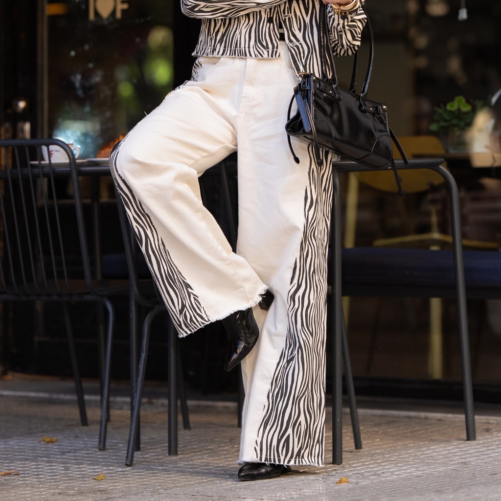 Calça Wide Leg Feminina Zebra Jeans Moda Cintura Alta Bolsos Pantalona Elegante Perna Larga Premium