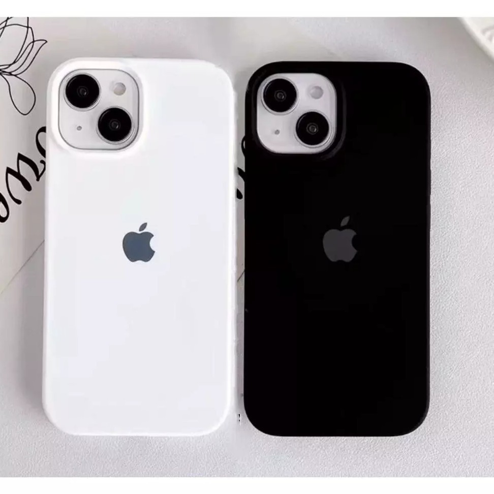 Capa Silicone Aveludada para iPhone Preto ou Branco + Opção com Película | Modelos 7 ao 16 Pro Max em Oferta na Shopee