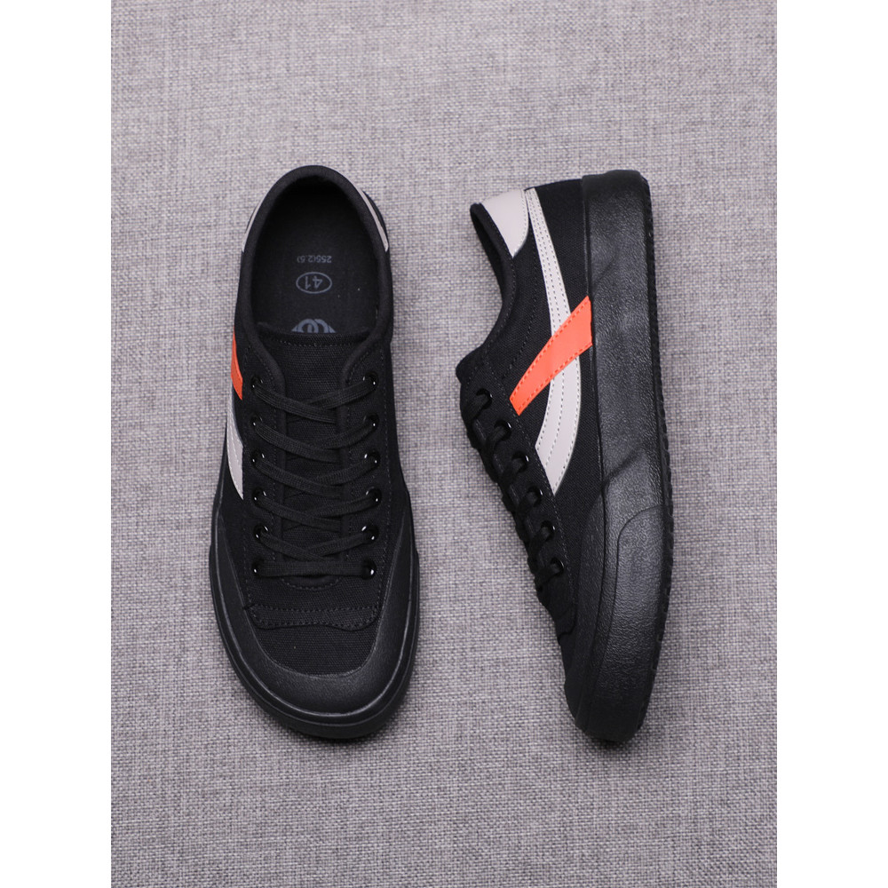 Sapatos masculinos 2026 novo estilo verão respirável sapatos masculinos sapatos de lona masculino de sola macia All-Matc