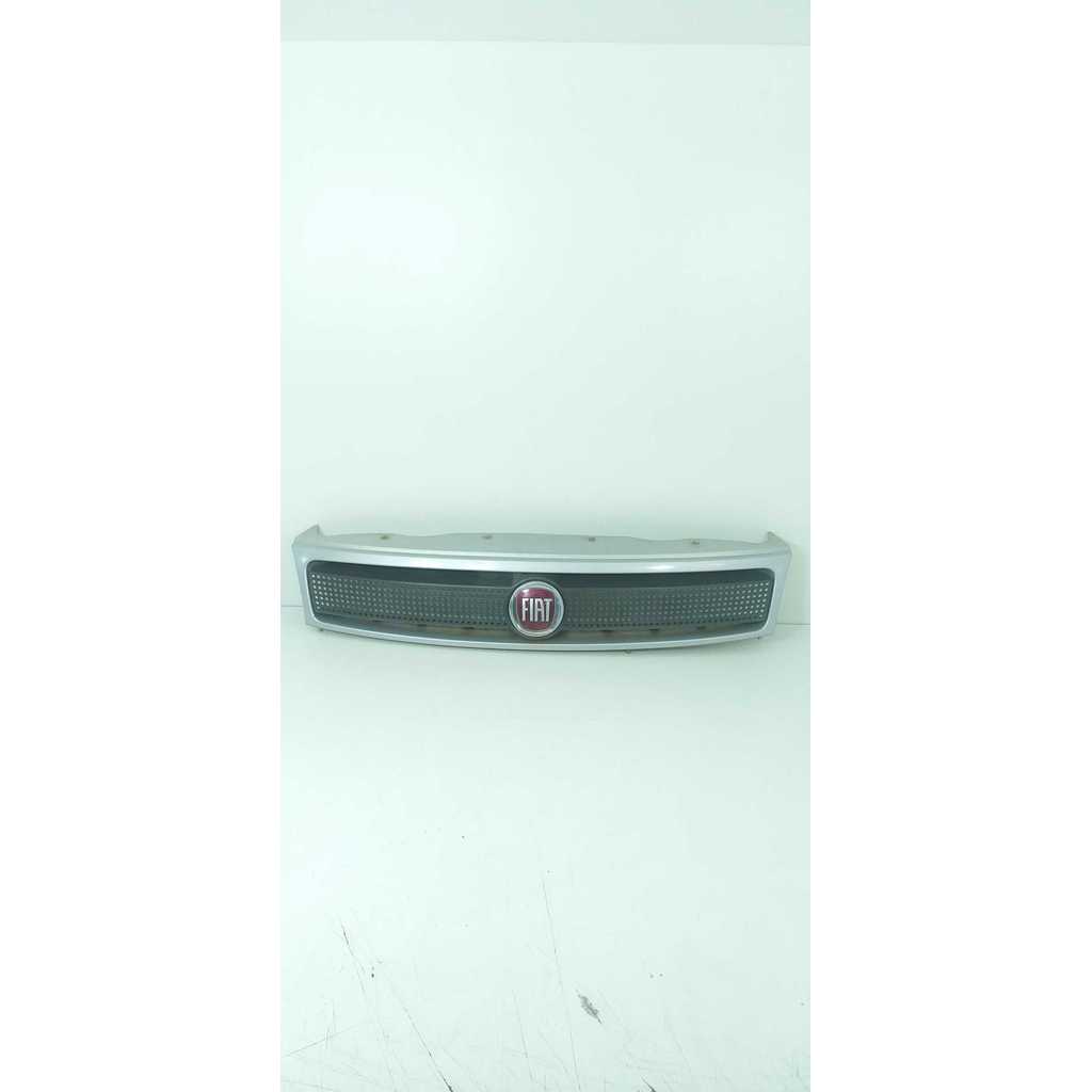 Grade Superior Dianteira Parachoque Fiat Palio Siena Detalhe Cinza