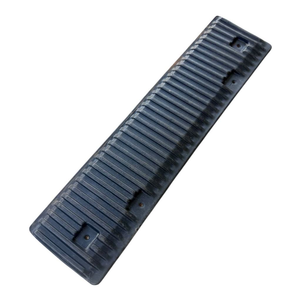Proteção moldura interna tampa traseira l200 triton 2014 15  L200 -