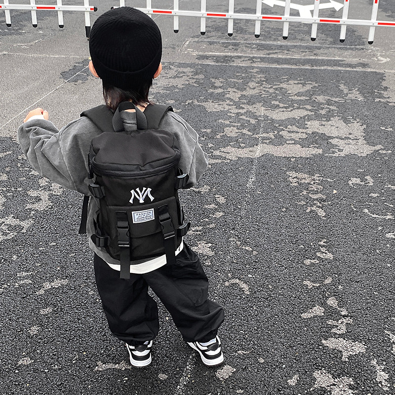 Moda legal menino mochila nova Casual leve bebê Outing mochila moda versão coreana jardim de infância reduzir carga saco