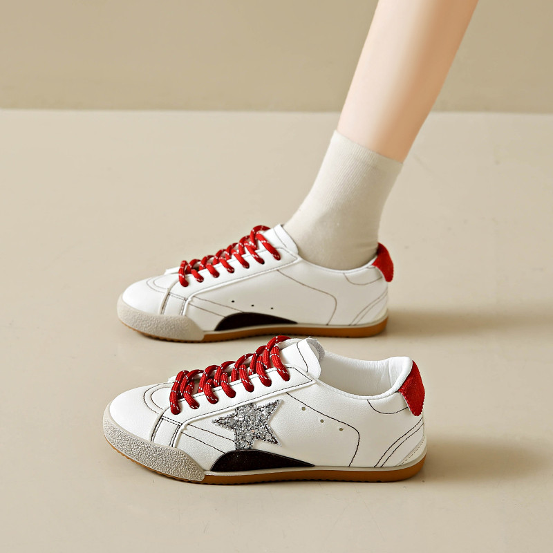 Sapatos Femininos Moda Casual Versão Coreana GG2009 - Novos Tênis Esportivos Estrela Tênis Planos para Treinamento em Oferta na Shopee