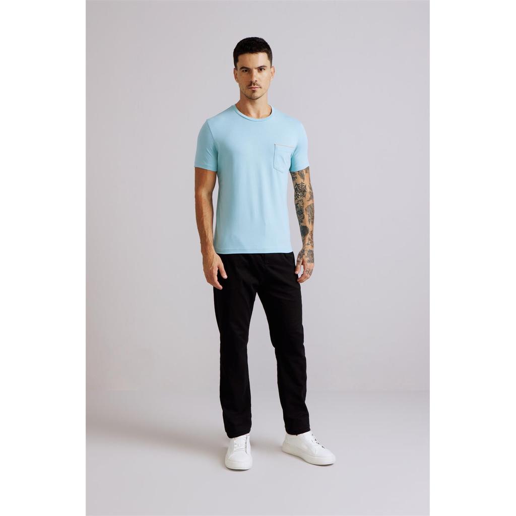 Detalhes do Camiseta Malha com Bolso Slim Fit - Azul Céu