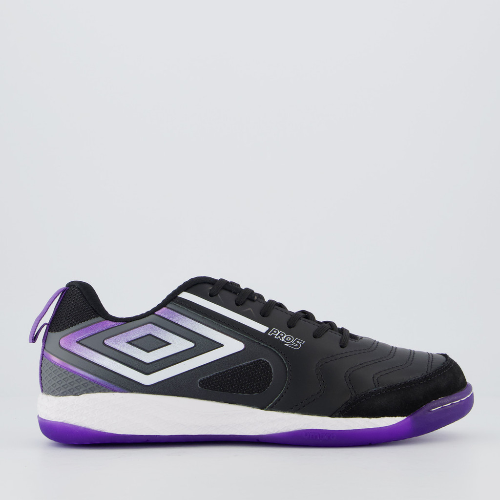 Chuteira Umbro Pro 5 Bump Futsal Preta e Roxa em Oferta na Shopee