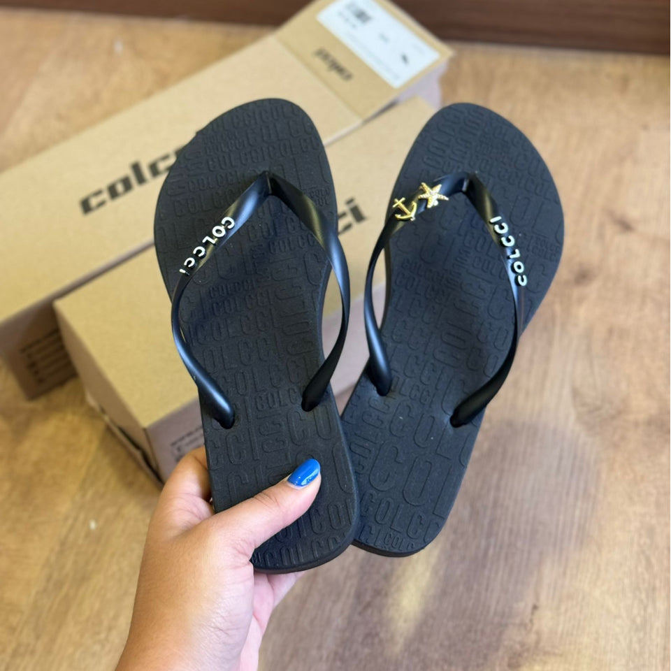 Chinelo De Dedo Colcci Rio 158.01.00901 + Pin Estrela e Âncora GRÁTIS