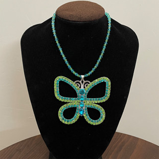 Novo estilo europeu americano exagerado diamante-cravejado oco cristal borboleta pingente colar feminino Design exclusiv em Oferta na Shopee